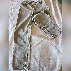 Sage Green Jones NY Jeans Sz 8!